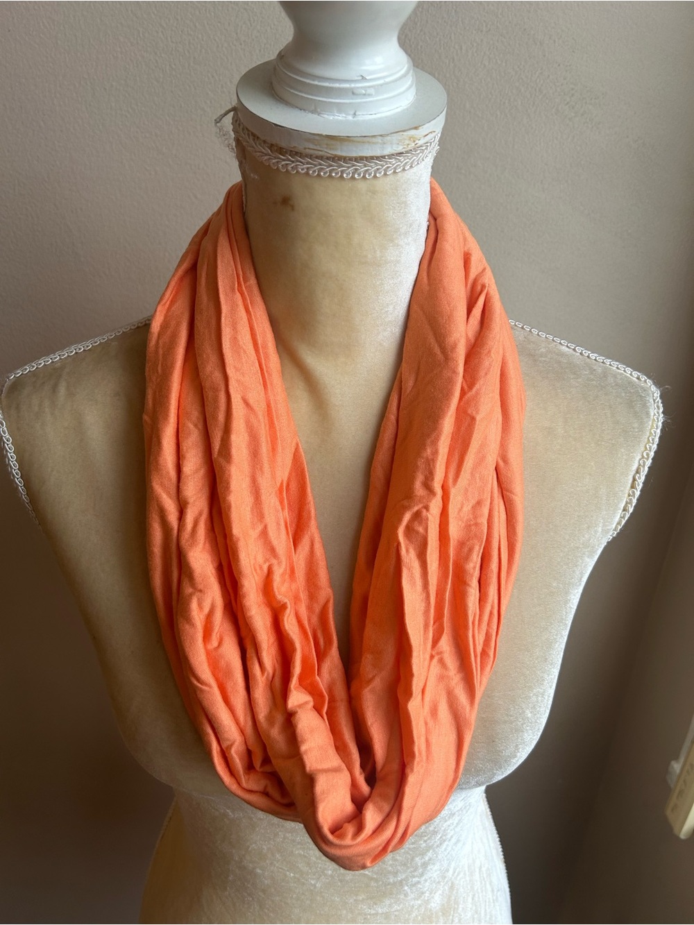 New Womens Infinity Scarf Orange Viscose 5100-3102